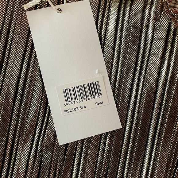 NWT Michael Kors Baby Girl Gold Lamé Pleated Dress 9M - Picture 4 of 6